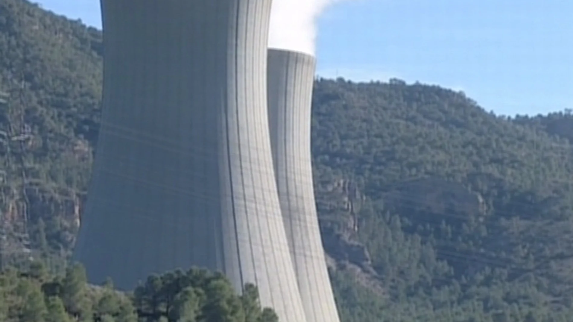 Apagón.- Las centrales nucleares de Cofrentes y Trillo mantienen la situación de prealerta de emergencia